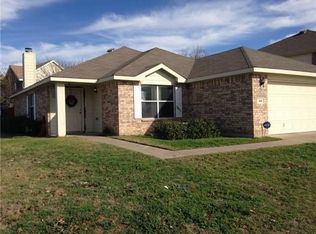 360 Allenwood Dr, Fort Worth, TX 76134