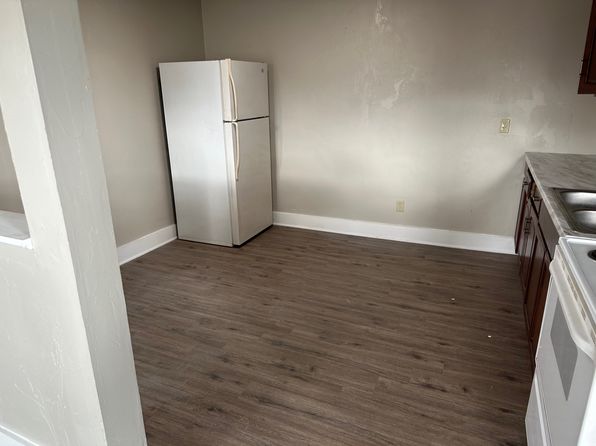 2 Baltimore St APT 2