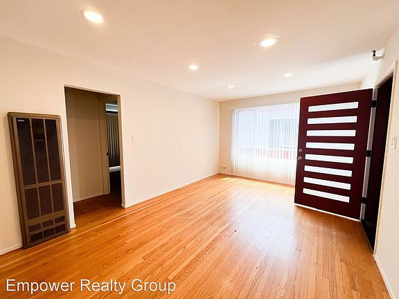4th image of 870-874 47th Ave #11037900