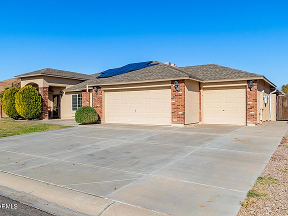 3rd image of 4084 E Brae Voe Way