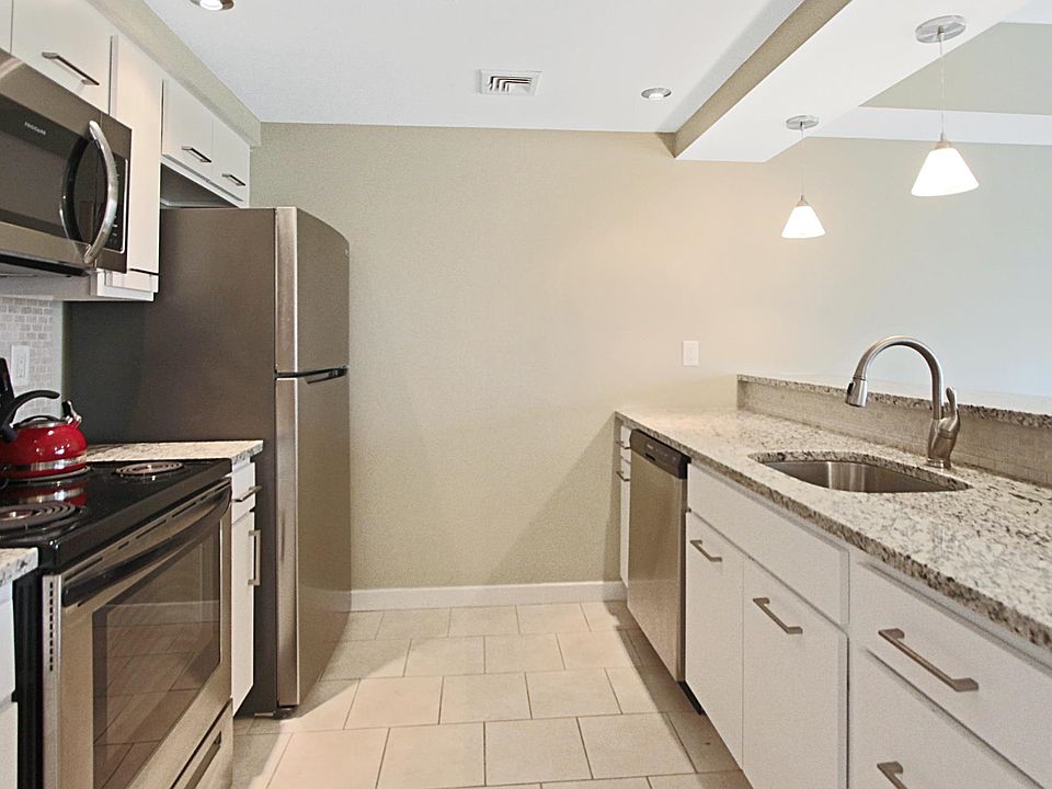 Sky Meadow 10 Mountain Laurels Dr Nashua NH Zillow