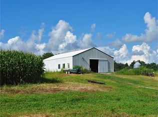29601 180th St, Bonaparte, IA 52620