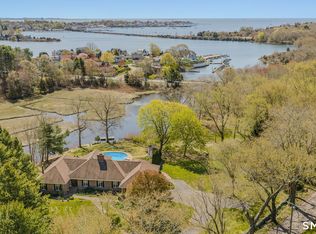 22 Collins Rd, Stonington, CT 06378