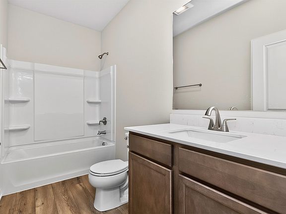 5th image of 9922 Watermeadow Cir