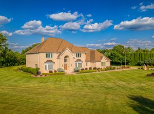 284 Barrington Ln, Bourbonnais, IL 60914