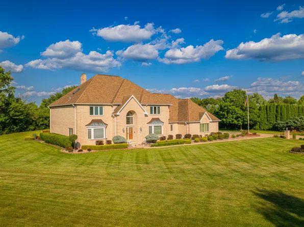 284 Barrington Ln, Bourbonnais, IL 60914