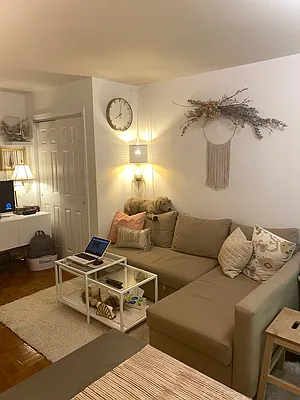 Rented by 18 REALTY | media 1