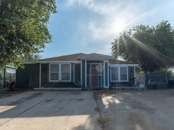 1221 Eisenhower Dr, Laredo, TX 78046