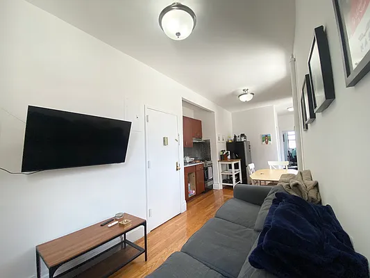 Rented by Building Equity Real Estate LLC | media 11