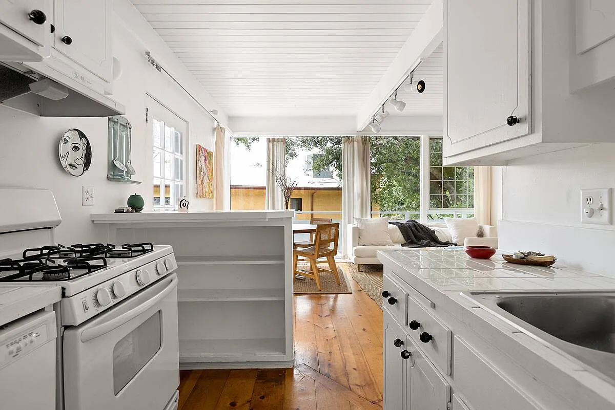 1 bed, 624 sqft, $4,200 — Photo 4