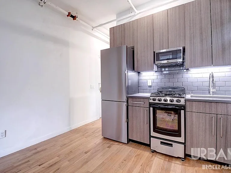 79 Rivington St #2B — Photo 3