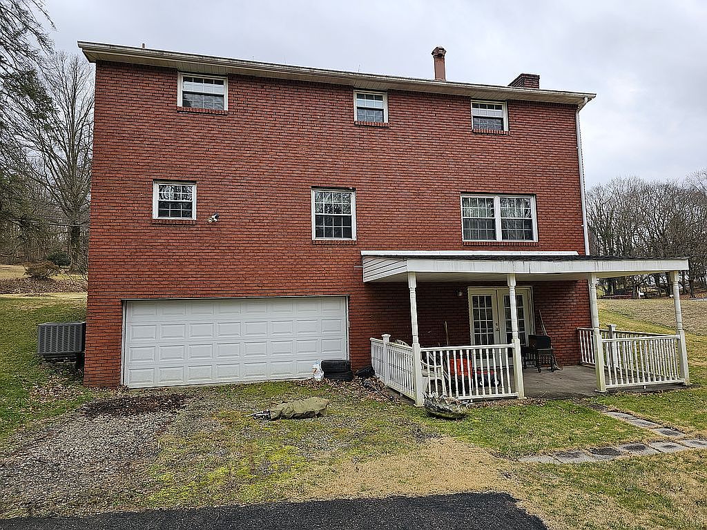 1039 Golfview Dr, Mckeesport, PA 15135 Zillow