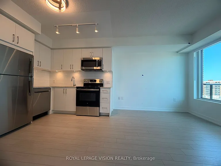 4010 Eglinton Ave W #1112 — Photo 7