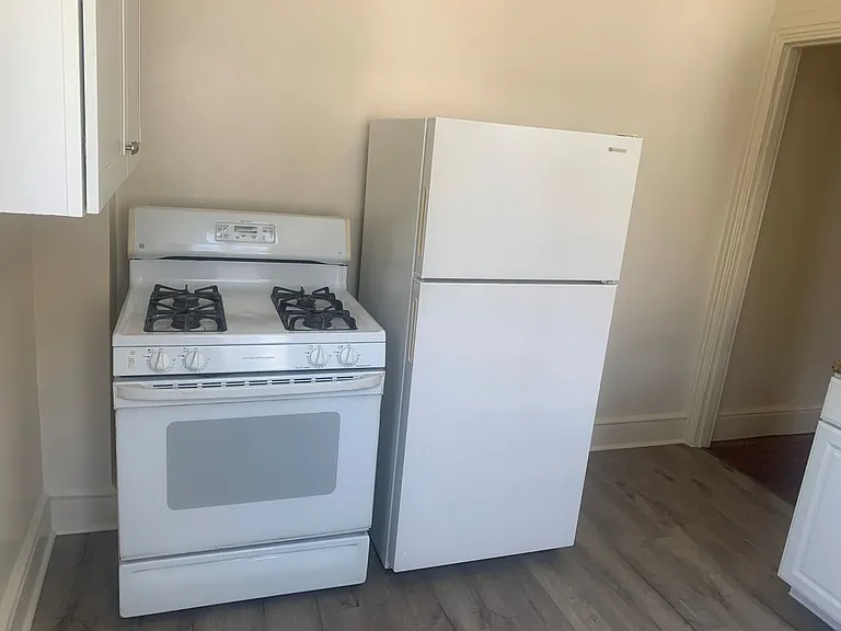 335 E Philadelphia St #2 — Photo 5