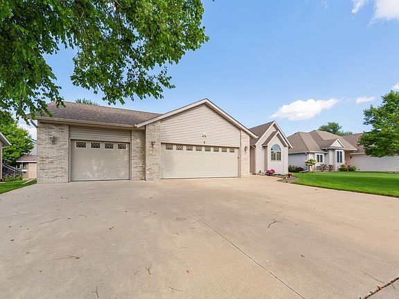 3rd image of 2255 Mineral Springs Pkwy