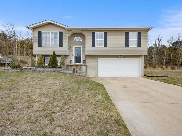 1552 Saint Charles Dr, Hillsboro, MO 63050
