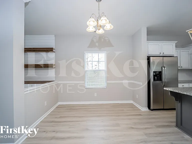 105 Breeders Ct — Photo 4