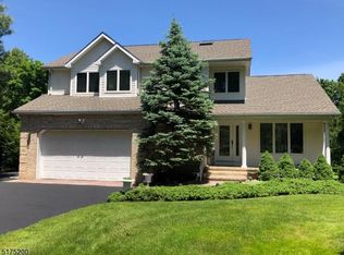 98 Claremont Rd, Franklin Park, NJ 08823