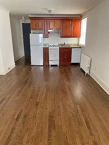 22 Glenbrook Rd — Photo 2