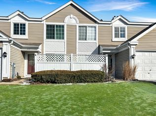 345 Gregory St, Aurora, IL 60504