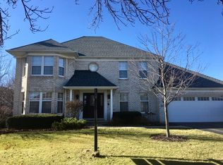 1671 Riparian Dr, Naperville, IL 60565