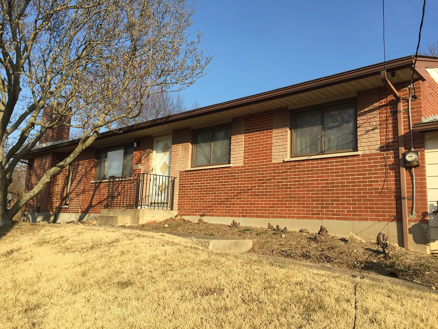 10730 Mueller Rd photo 1