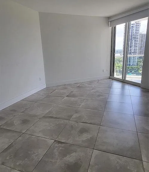2600 Island Blvd #1603 — Photo 9