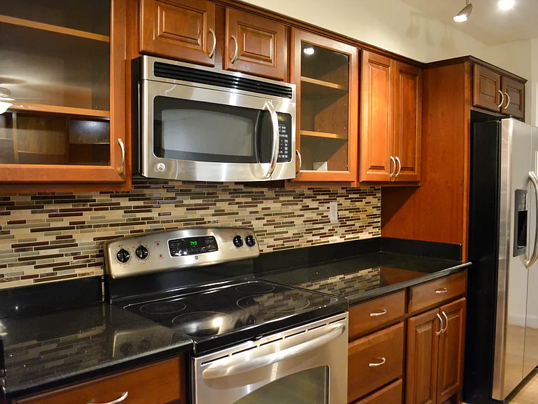 1507 E Palmcroft Dr — Photo 5