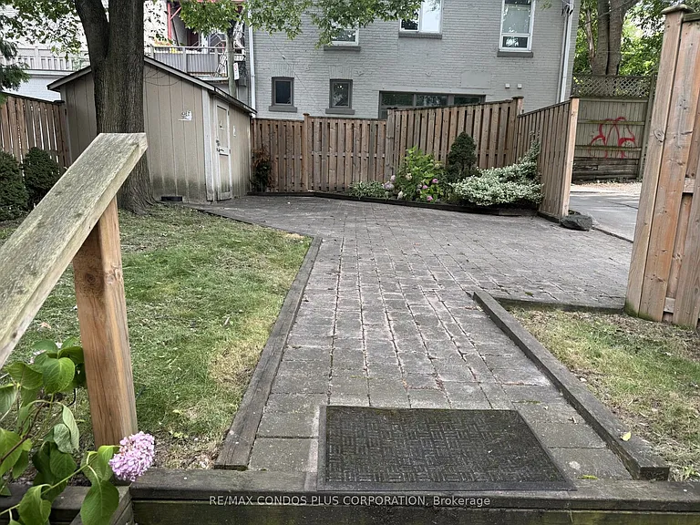 103 Pears Ave — Photo 3