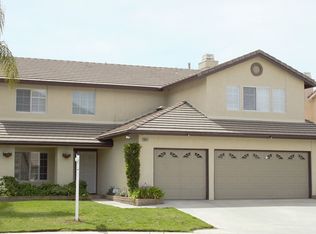 29571 Silver Buckle Ct, Highland, CA 92346