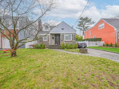 216 Home Street, Valley Stream, NY, 11580