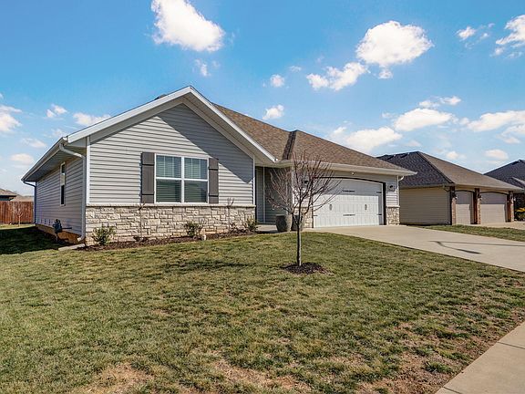 2nd image of 5601 W Pecan Street