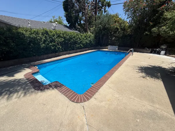 1444 N Mountain Ave, Claremont, CA 91711