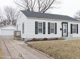 2107 56th St, Des Moines, IA 50310