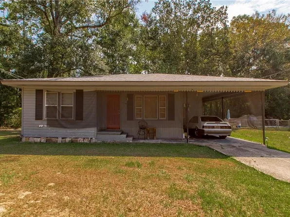1306 N Cherry St, Hammond, LA 70401