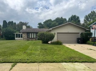 2712 Apollo St, Cedar Falls, IA 50613