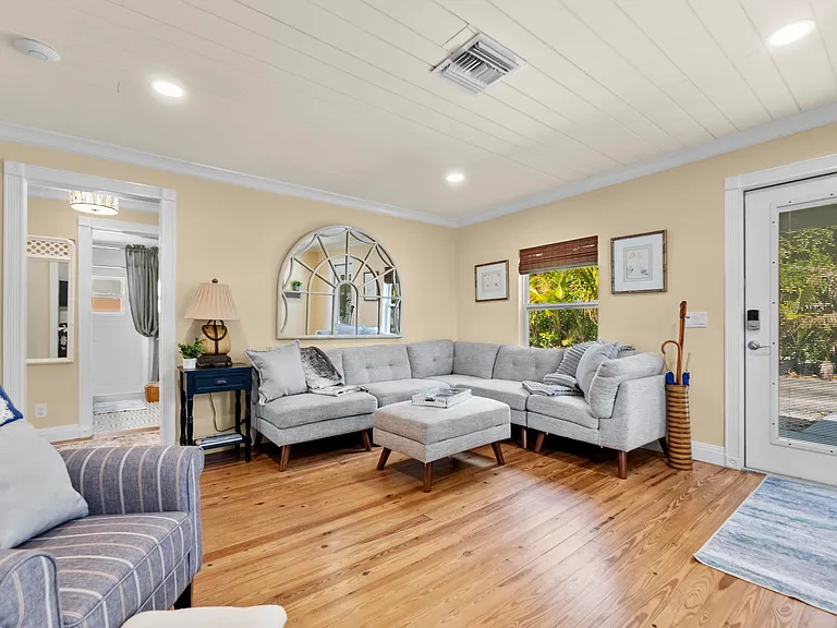 2396 Easy St #A — Photo 5