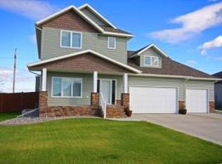 4408 58th St S, Fargo, ND 58104