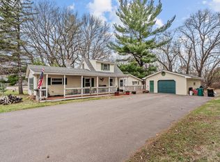 815 333rd Ave NE, Cambridge, MN 55008