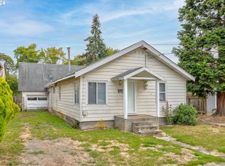 1034 8th Ave, Longview, WA 98632