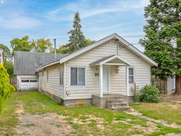 1034 8th Ave, Longview, WA 98632