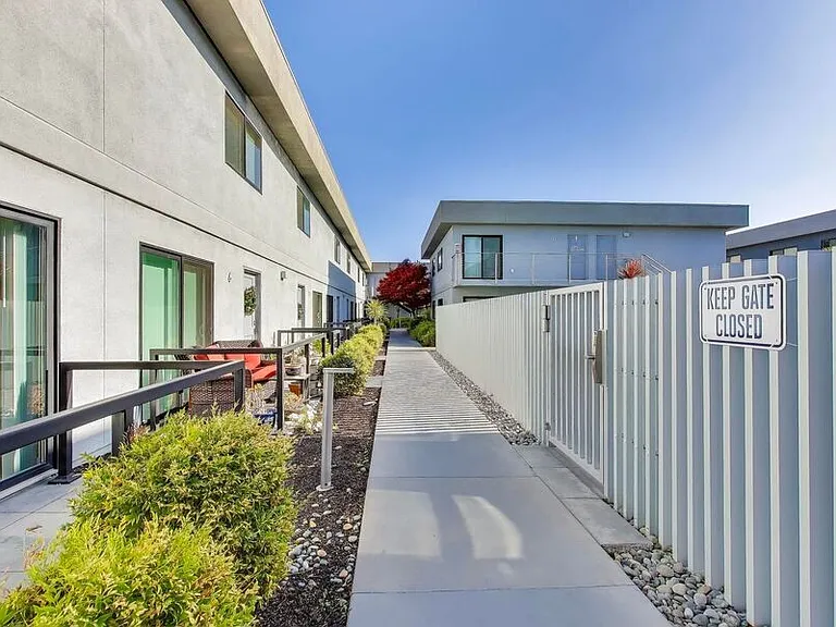 1654 Hollenbeck Avenue — Photo 22