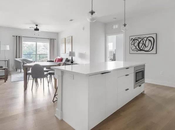 2500 Longview St, Austin, TX