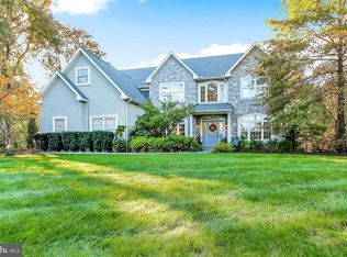 1720 Golf Rd, Reading, PA 19601