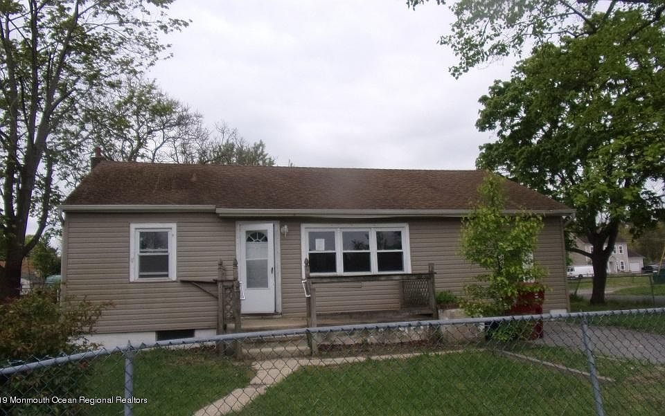 1st image of 88 3rd Ave