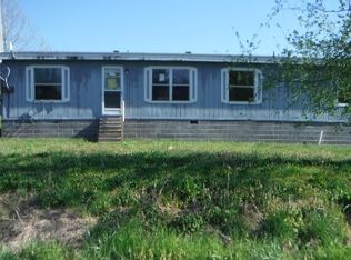 5426 Splitlog Rd, Goodman, MO 64843