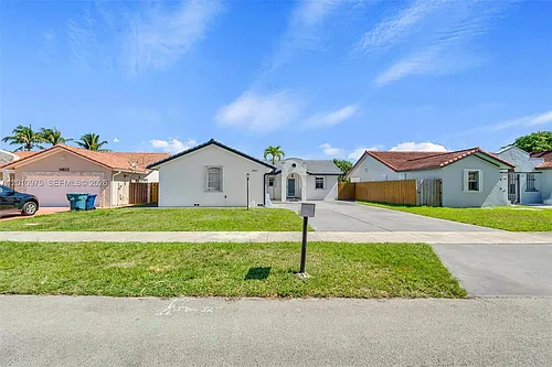 14813 SW 171st Ter Photo 1