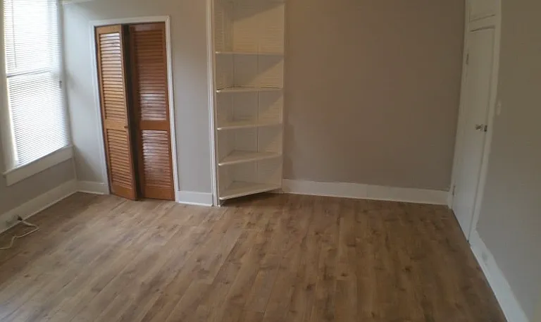 1138 W Ashby Pl #1 — Photo 7
