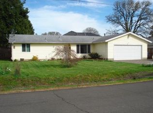 323 S 2nd St, Jefferson, OR 97352