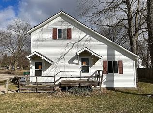 221 Amity St SE #2, Lowell, MI 49331